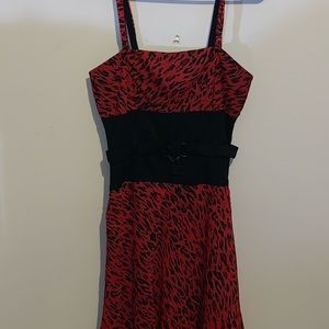 Tripp NYC size small leopard belted dress
